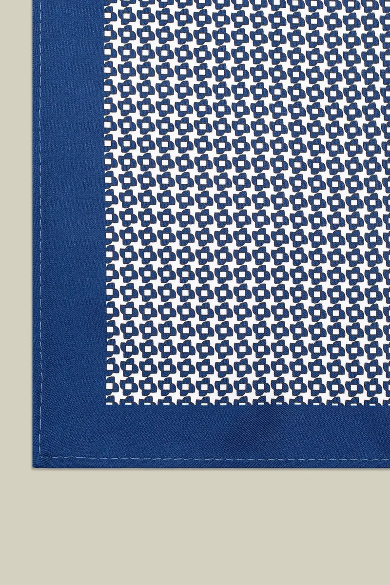 Doppelganger Men's pocket square with micro pattern - White/DK Blue
