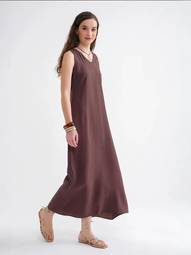 Mixray Coffee Brown Mixray V-Neck Sleeveless Maxi Dress with Pockets for Women | Best Price UAE