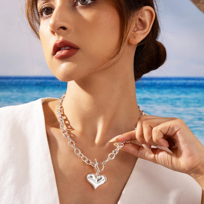 Robaice Chunky Silver Heart Necklace for Womenï¼ŒSilver Plated Chunky Heart Pendant Bold Chain Necklace with Toggle Claspï¼ŒWaterproof Non Tarnish Hypoallergenic Chunky Statement Jewelry Gift for Women - Image 5
