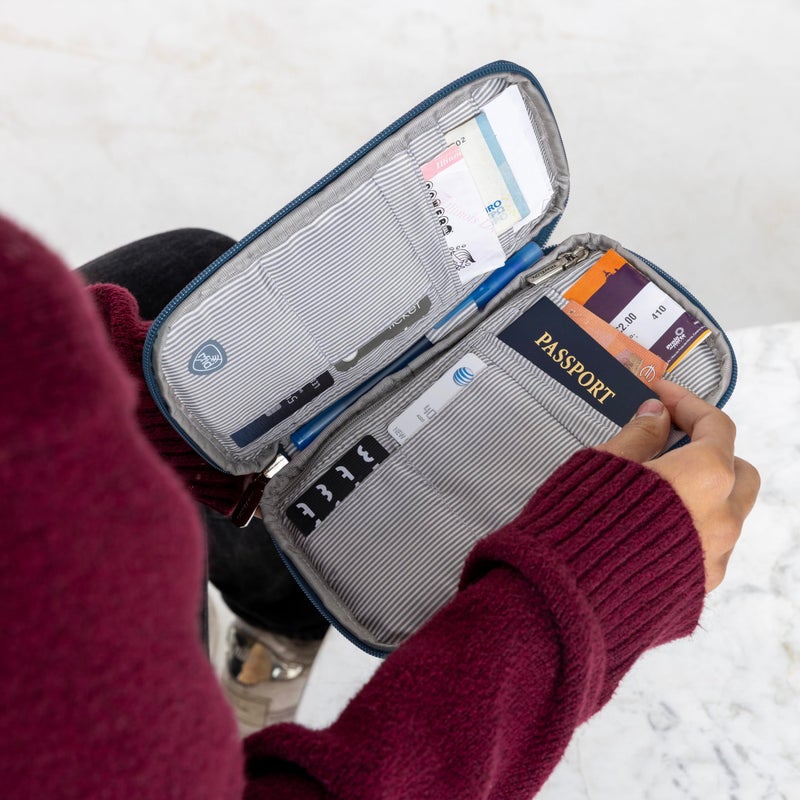 Travelon Travelon RFID Blocking Family Passport Zip Wallet, Ocean, 4.75" x 8.25" x 0.75"  - Image 3