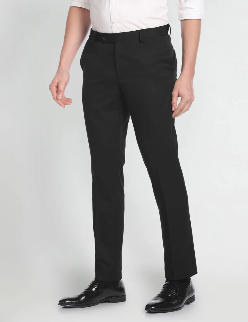 Arrow Black Mid Rise Twill Autoflex Trousers for Men | Best Price UAE