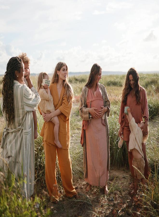 mushie Phone Press Toy (Cambridge Blue) - Image 3