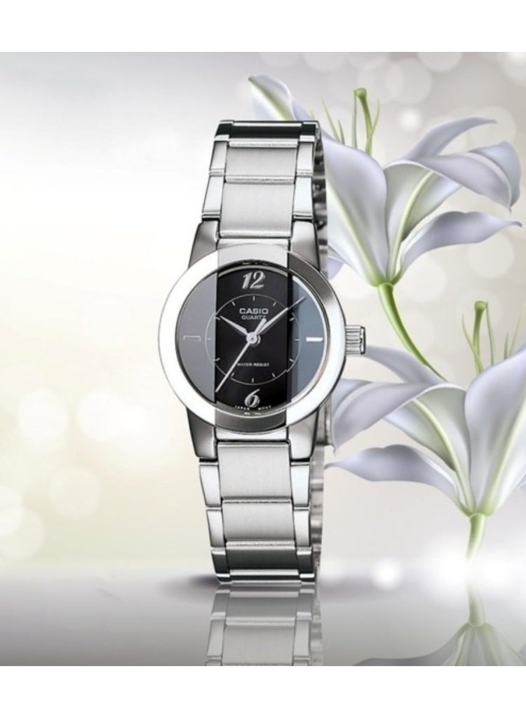 كاسيو ساعة كاسيو النسائية - LTP-1230D-1CDF، مينا سوداء، سوار فضي - Image 1