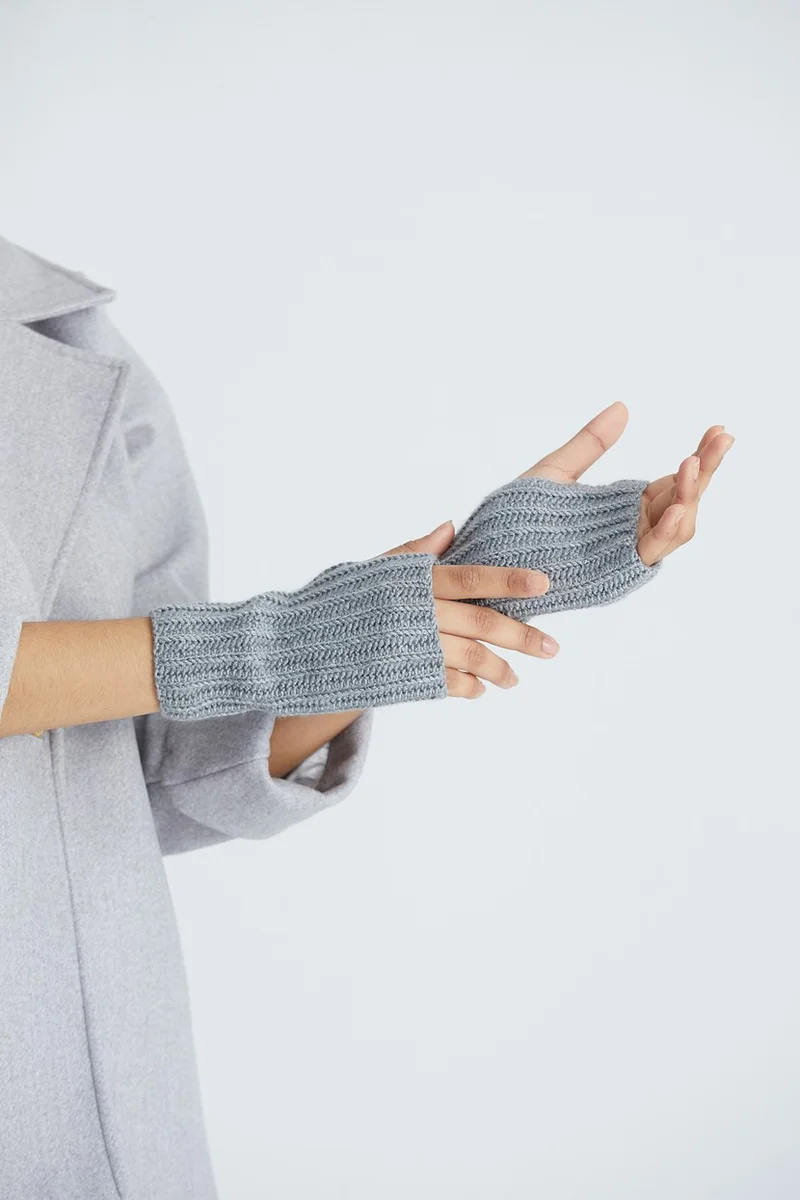 Twenty3 Women's Hand Knitted Fingerless Half Cut Gloves