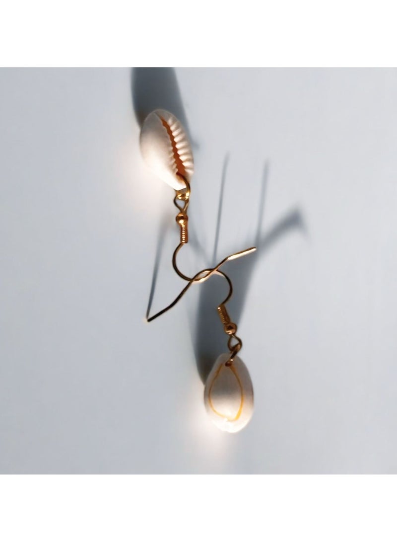 Afro Melanin Cowrie Shell Earrings - Image 2