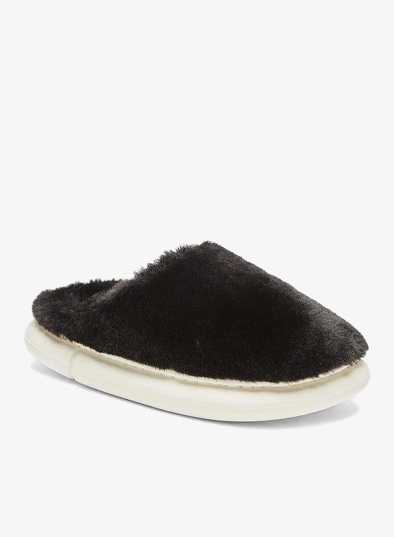 لو كونفورت شباشب نسائية منزلية من الفرو الصناعي سهلة الارتداء