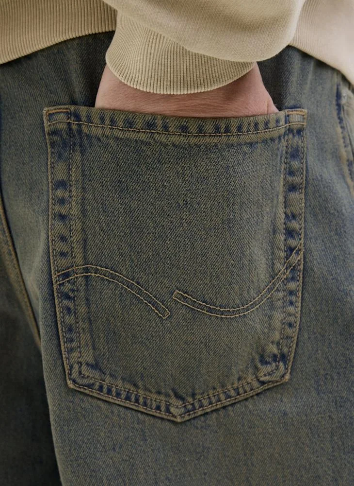 جاك اند جونز شورت كاجوال بتفاصيل جيوب