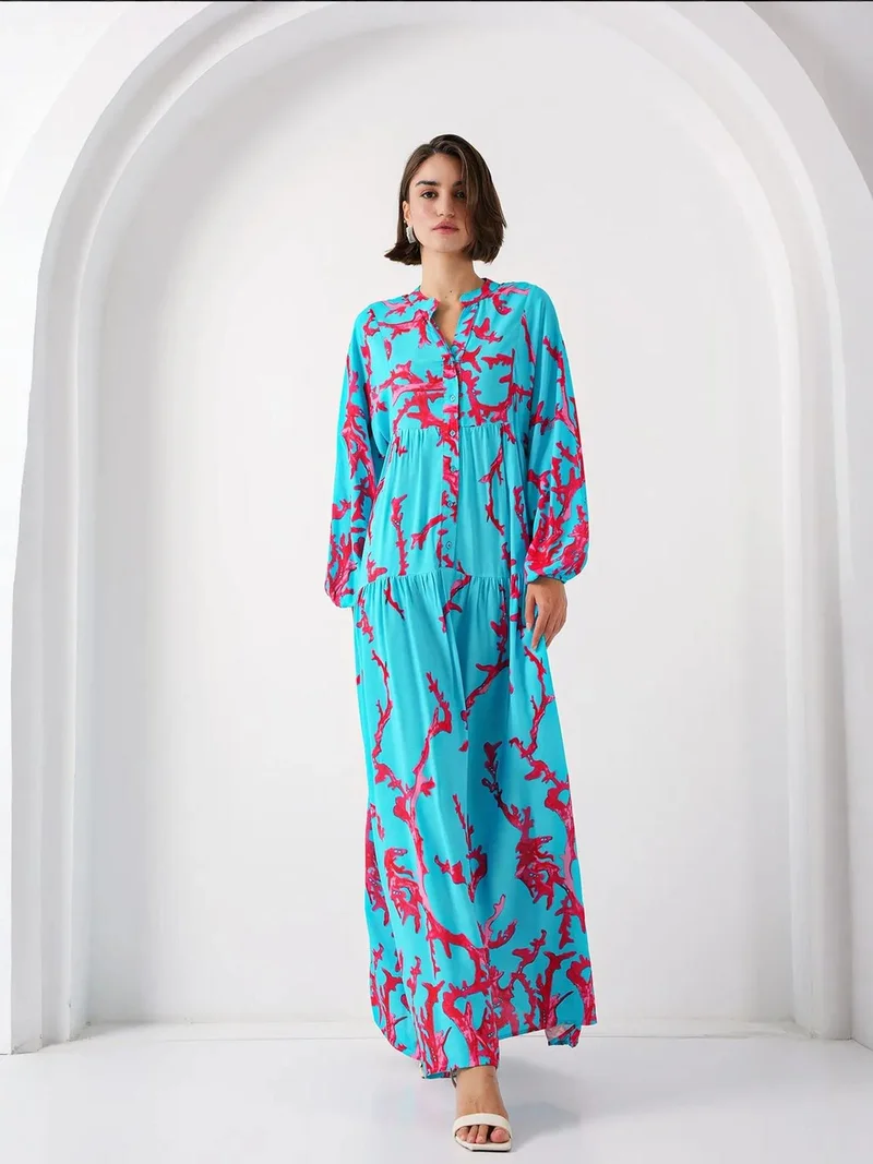 بيغ دارت فستان ماكسي بطبعة بي دآرت بياقة على شكل حرف  وإغلاق بأزرار