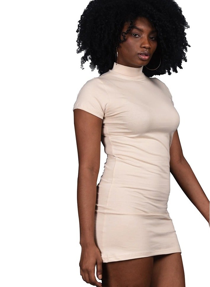 كومودو فستان قصير نص كم برقبة قطن مصري100%