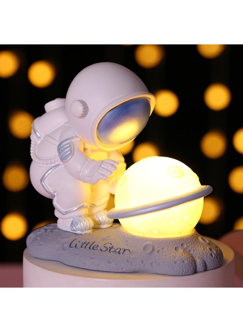 Astronaut planet night light resin atmosphere light bedside light