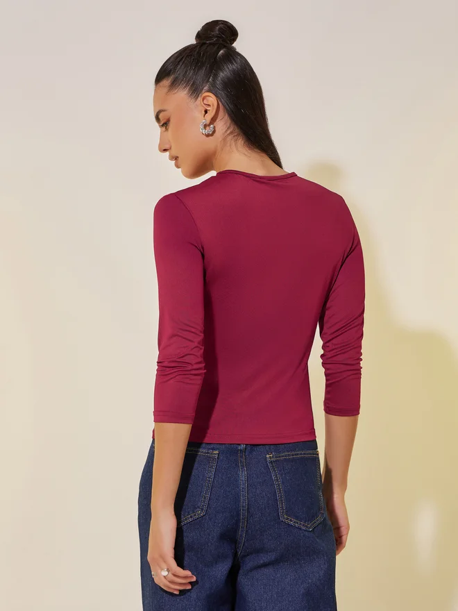 Styli Styli Solid Round Neck Fitted Top