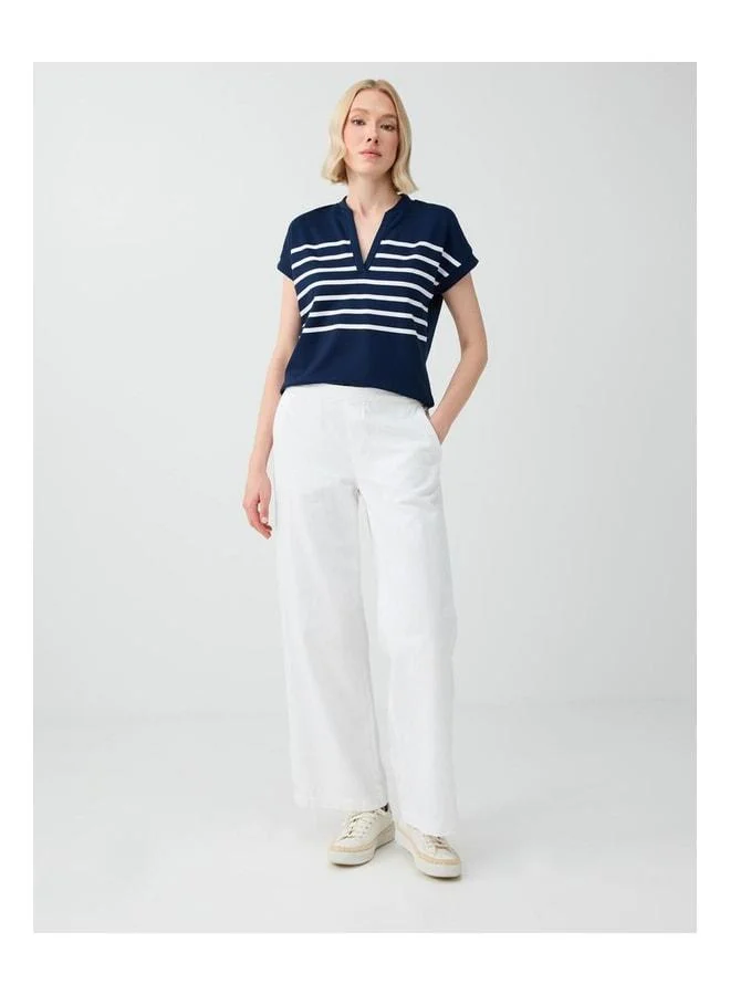 Jimmy Key Navy Blue Striped Sleeveless V-Neck Knitted Sweatshirt.