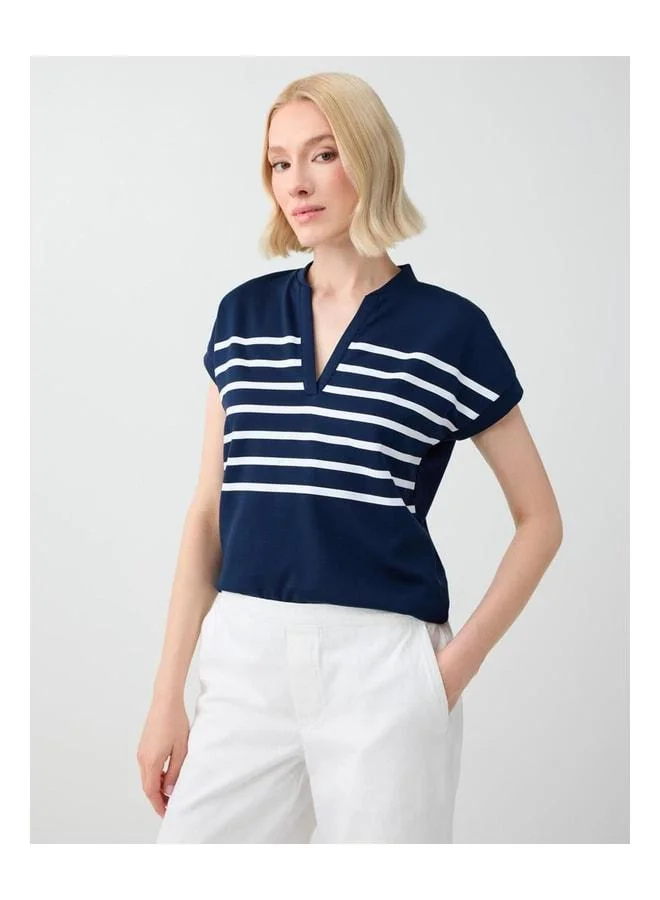 Jimmy Key Navy Blue Striped Sleeveless V-Neck Knitted Sweatshirt.
