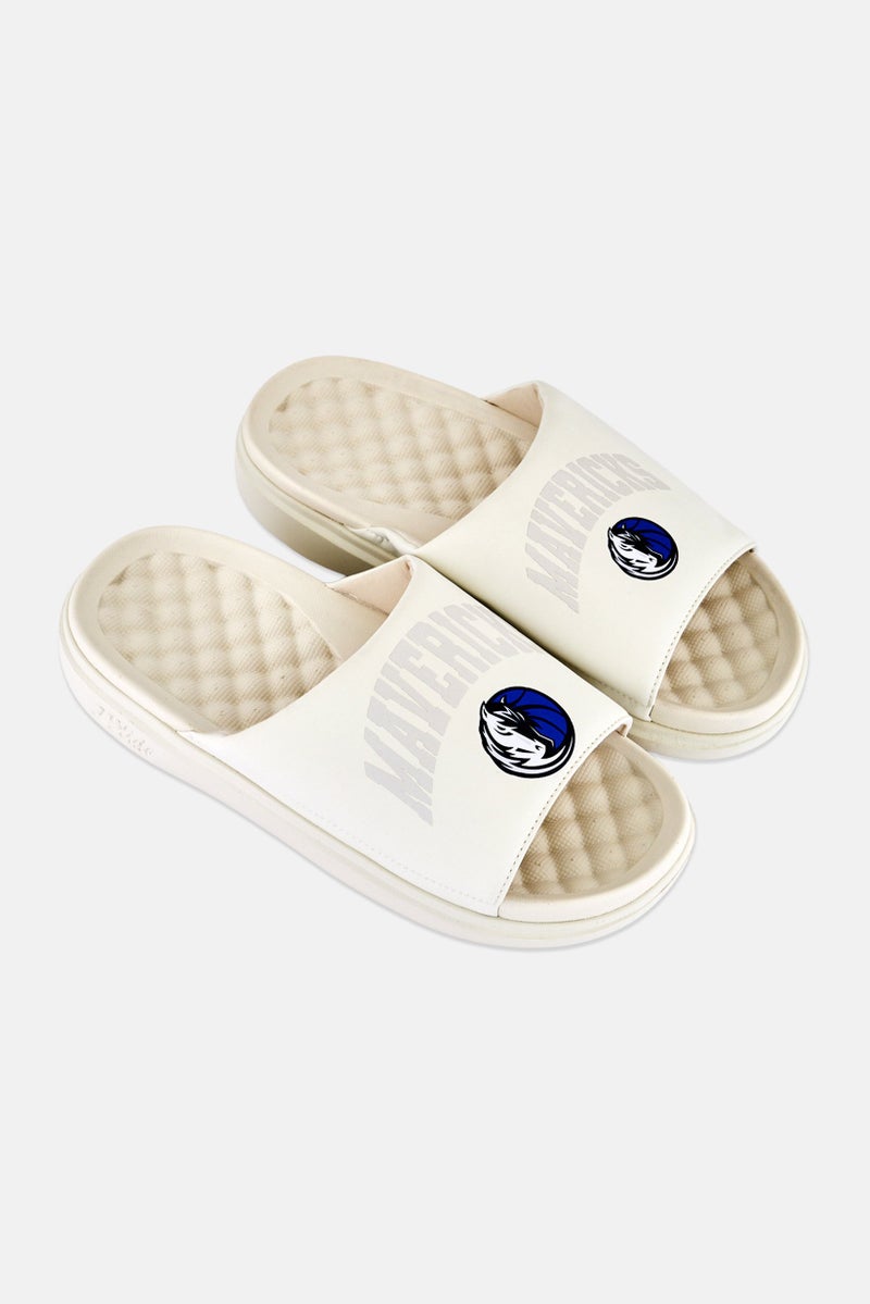 ISlide Men Dallas Mavericks Tonal Pop Slip On Slides, Off White - Image 2