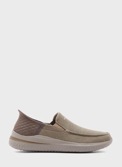 SKECHERS Delson 3.0