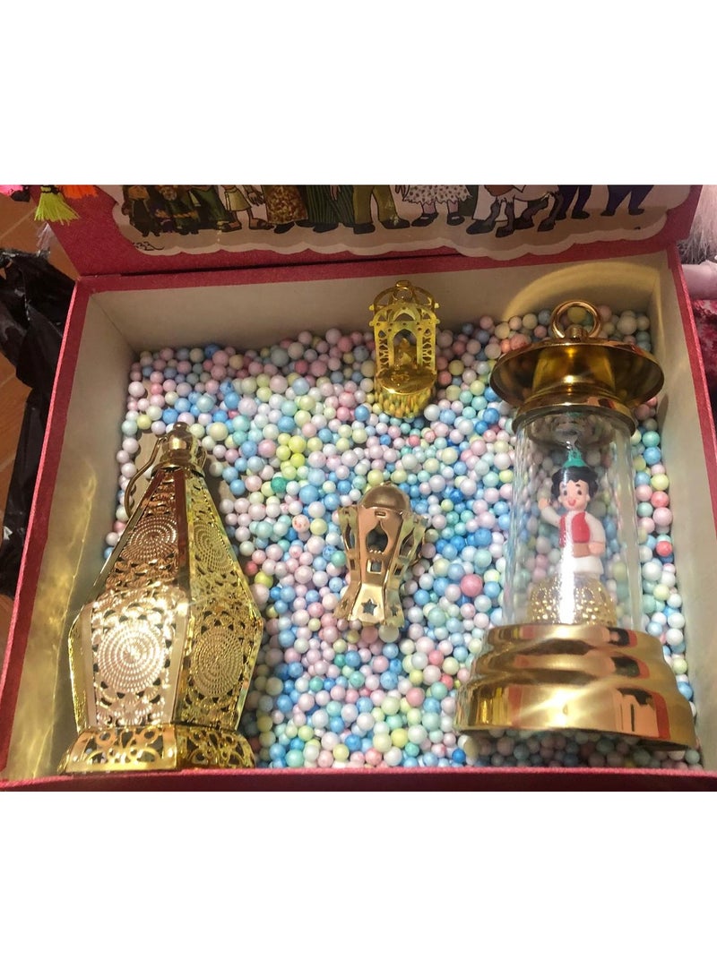 بوكس رمضان  كبير + 4 هدايا ( فانوس فنانيس + فانوس ذهبي قبه + شمعه الكتروني ذهبي +ميداليه فانوس ذهبي ) - Image 2