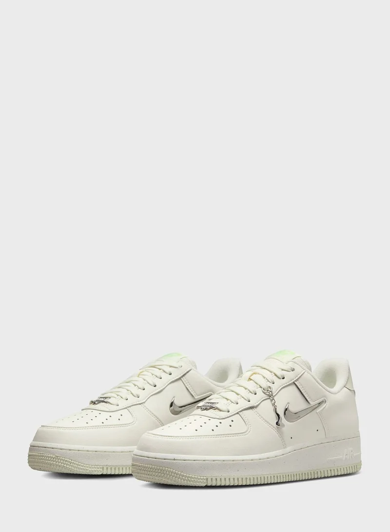 Nike Air Force 1 '07