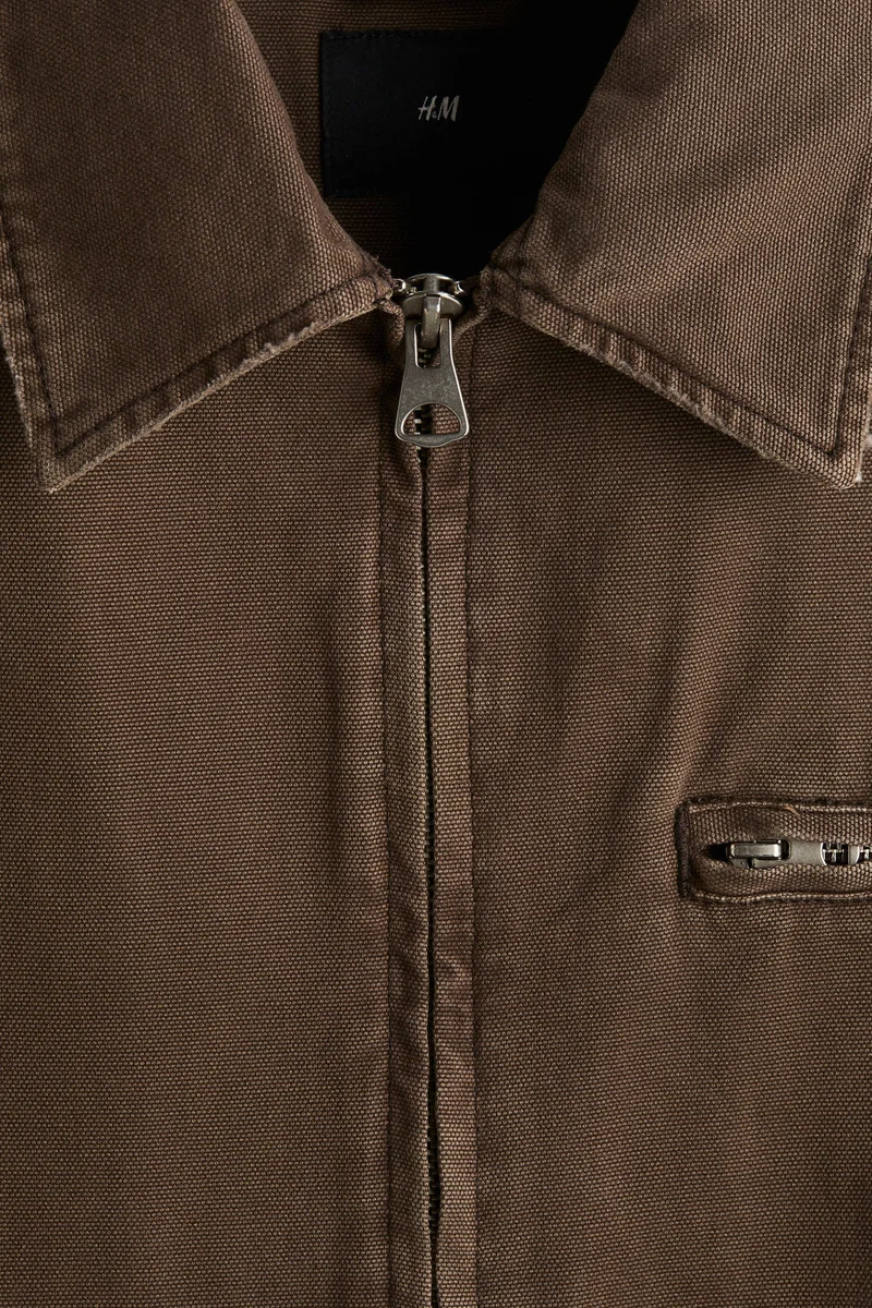 اتش اند ام جاكيت من قماش الكانفاس بقصّة عادية