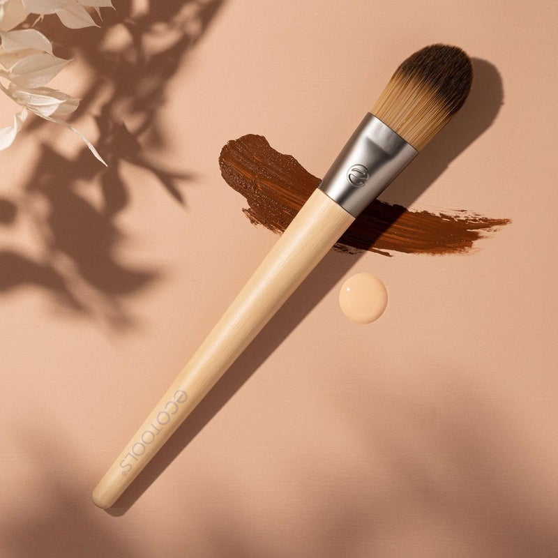 EcoTools Classic Foundation Makeup Brush for Cream and Liquid Application - Image 5