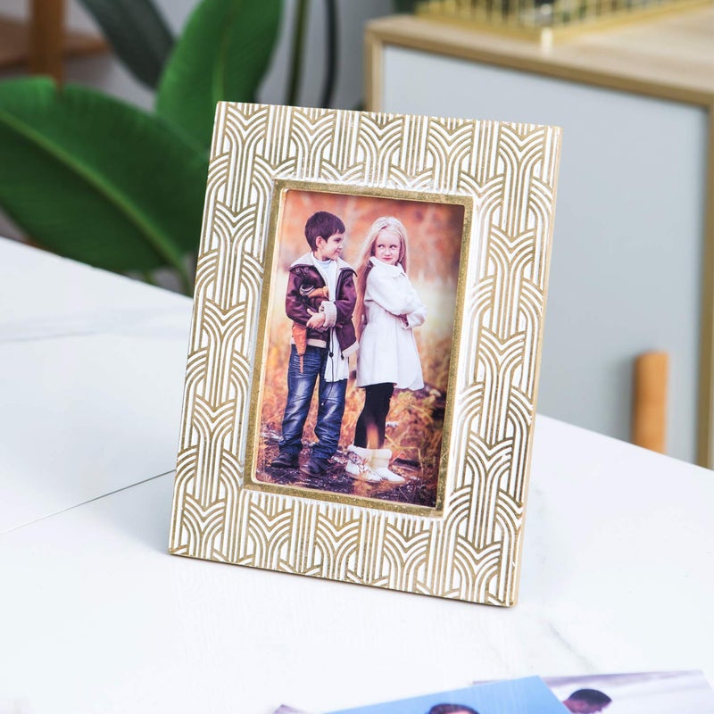 Kimdio 4x6 Picture Frame Resin Table Gold Photo Frames Rustic Frame with High Definition Glass for Wall or Tabletop Display - Image 3
