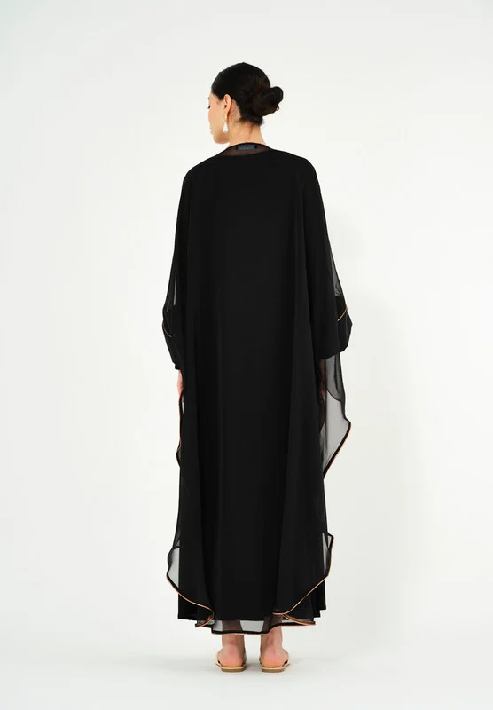 Thouq Beautiful Symmetrical Jalabiya with Keyhole Neckline With kimono Sleeves