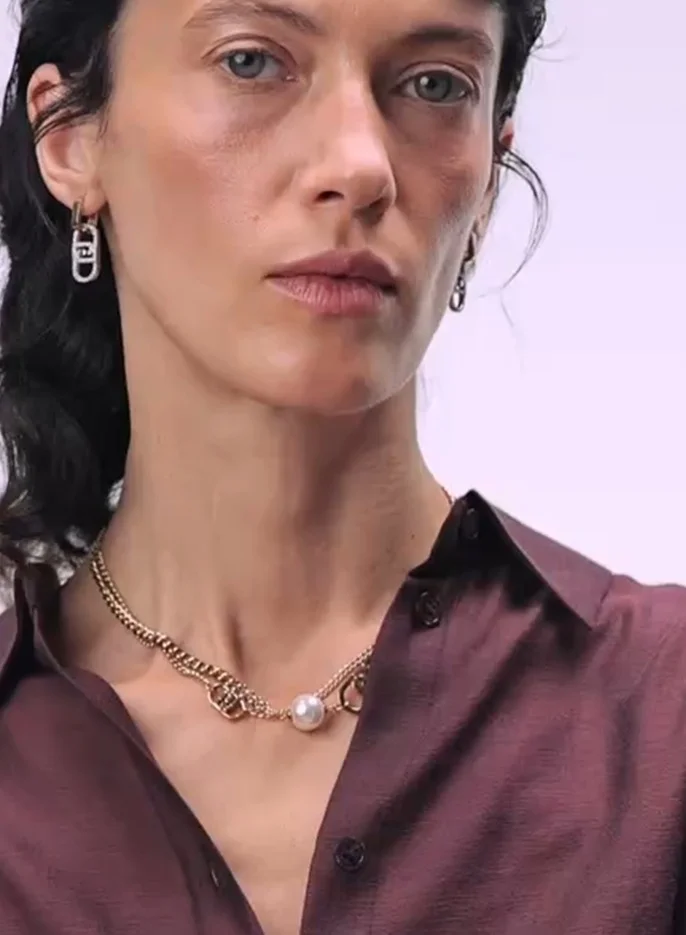 ليو جو قلادة لي جو ميراج ذهبية