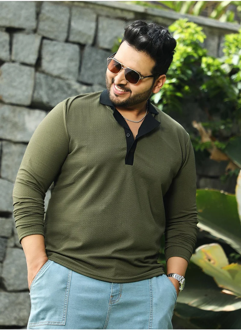 Instafab Plus Instafab Plus Men's Green & Black Textured Cuban Polo T-Shirt For Casual Wear | Polo Neck | Long Cuffed Sleeves | Half-Button Closure | Plus Size T-Shirt Crafted With Comfort Fit For Everyday Wear