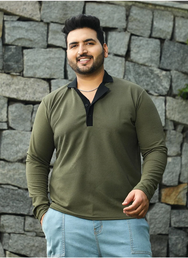 Instafab Plus Instafab Plus Men's Green & Black Textured Cuban Polo T-Shirt For Casual Wear | Polo Neck | Long Cuffed Sleeves | Half-Button Closure | Plus Size T-Shirt Crafted With Comfort Fit For Everyday Wear