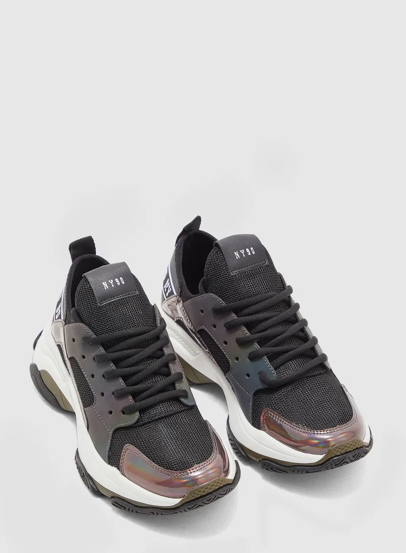 STEVE MADDEN Ajax Chunky Low Top Sneaker