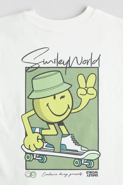 اتش اند ام تيشيرت مطبوع كبير الحجم