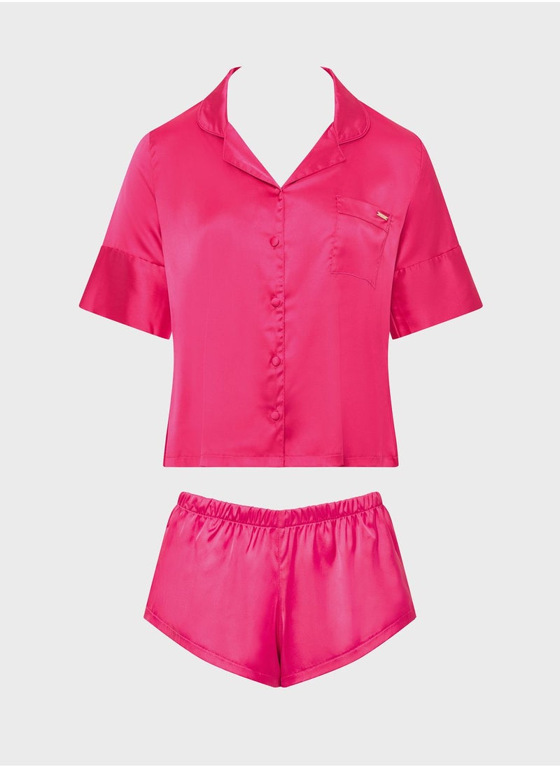 Button Detail Shirt & Pyjama Shorts Set - pzsku/Z57A630D4FCDE9EFABC8EZ/45/_/1710707129/6faba414-5b14-4803-a6c7-4929ee5b571e