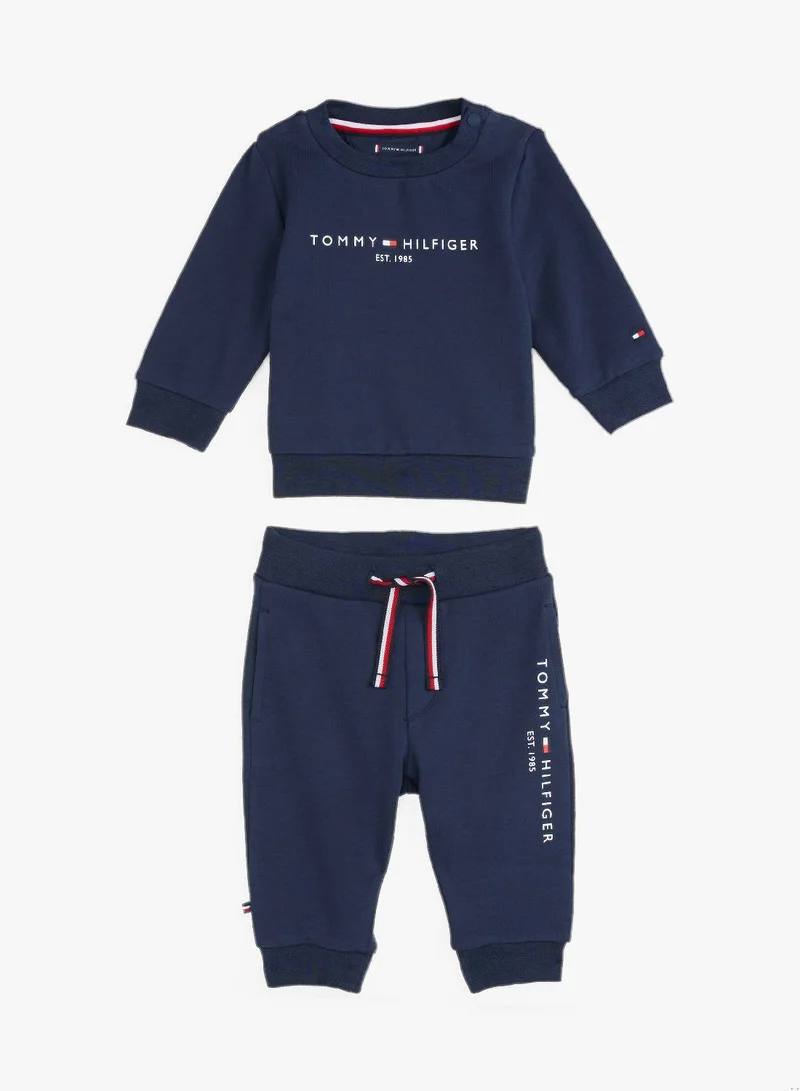 TOMMY HILFIGER Essential Logo Sweatshirt And Joggers Set