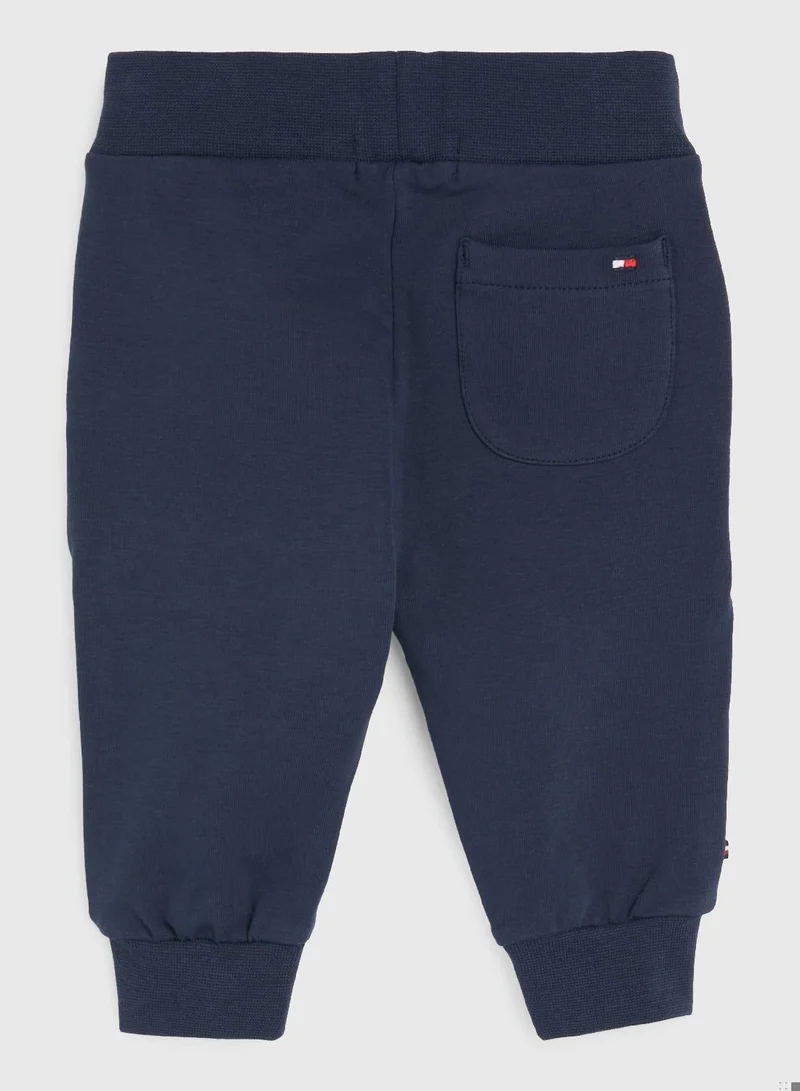 TOMMY HILFIGER Essential Logo Sweatshirt And Joggers Set