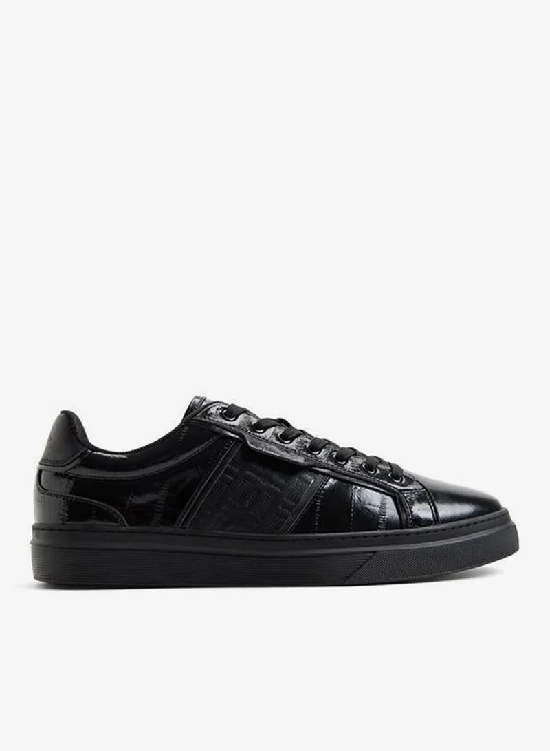 Courtline Men's Black Low Top Sneaker