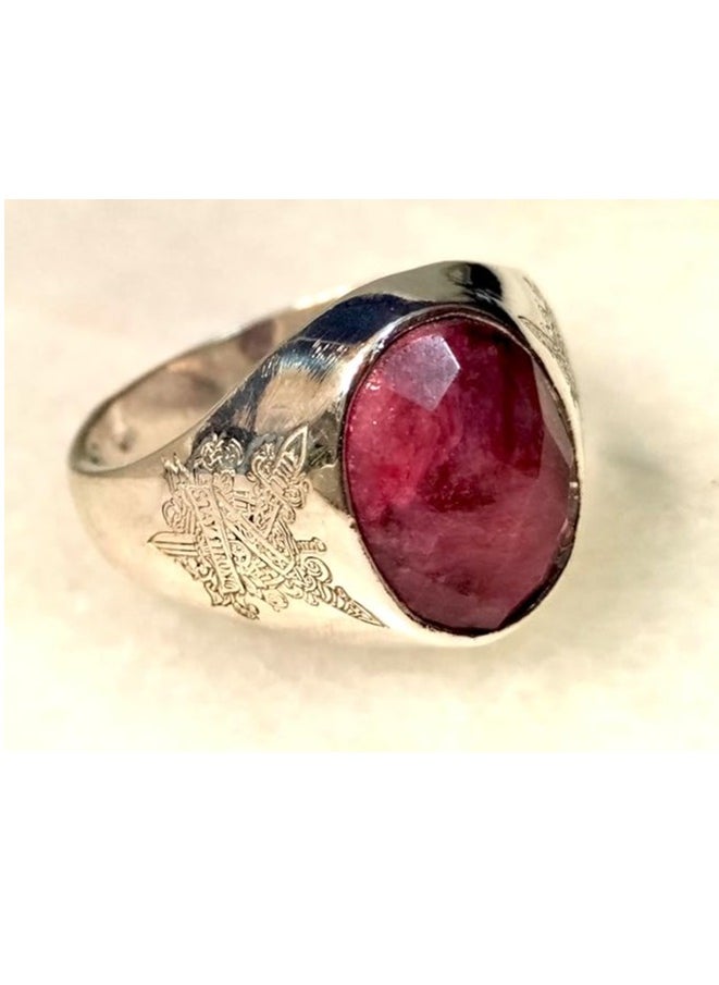 Generic - Elegant 925 Sterling Silver Ring with Natural African Ruby, Classic Design with Engraved Pattern - Image 1