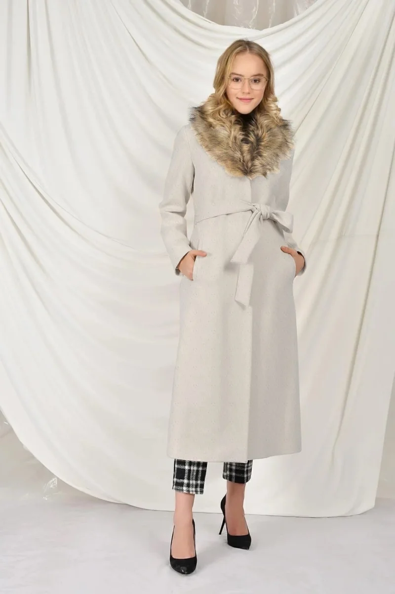 Barbora Full Collar Fur Coat