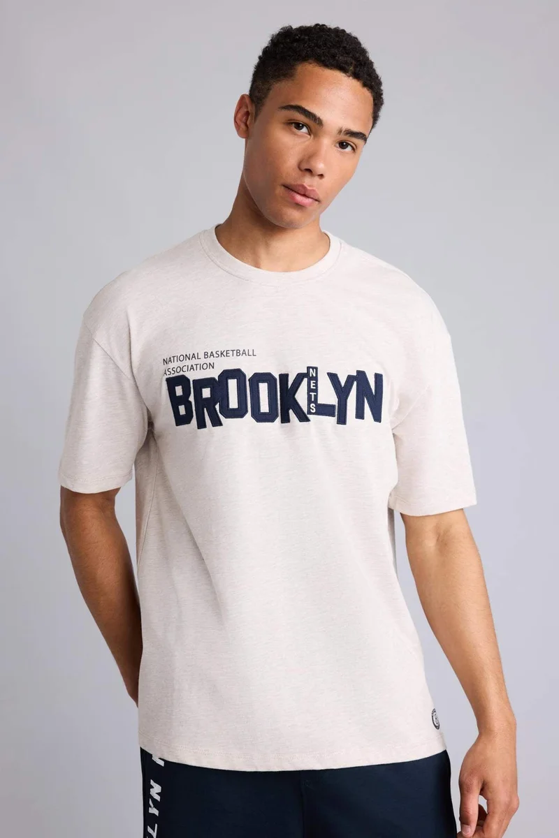ديفاكتو Short Sleeved NBA Brooklyn Nets T-Shirt