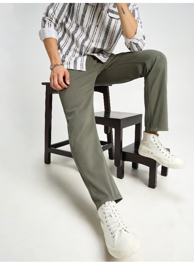 Beyoung BEYOUNG Casual Regular-fit Light Olive Green Chino Pants for Men  - Image 1