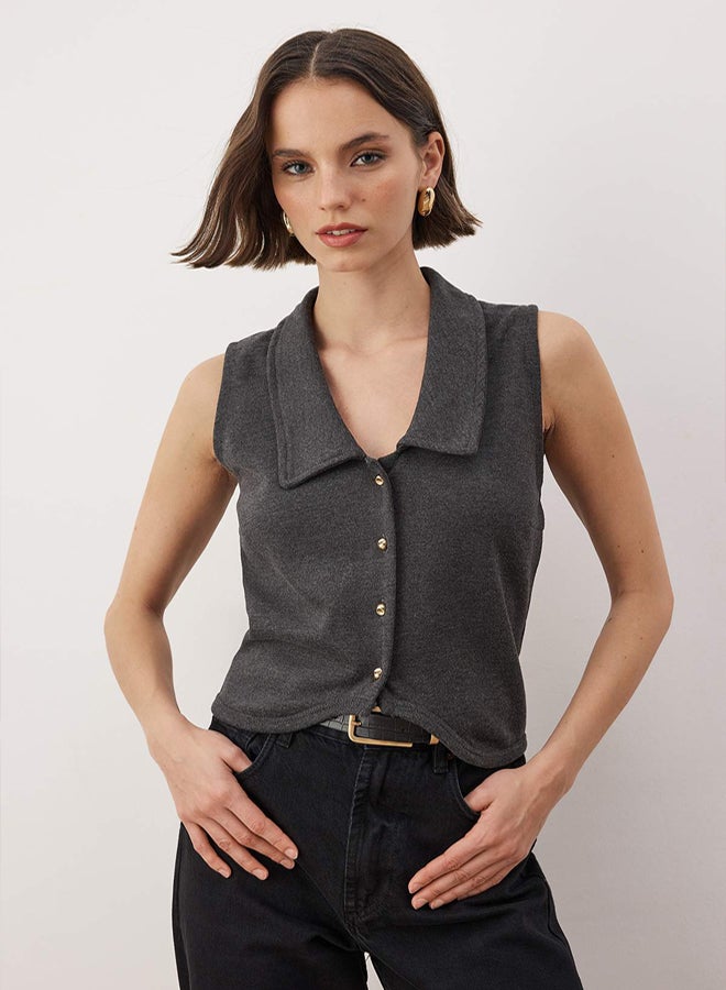 trendyol Light Anthracite Fitted / BodyHugging Buttoned Stretch Knitted Vest - Image 1