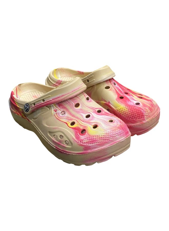 Comfortable clogs – lightweight with a modern design – easy to wear - Image 1