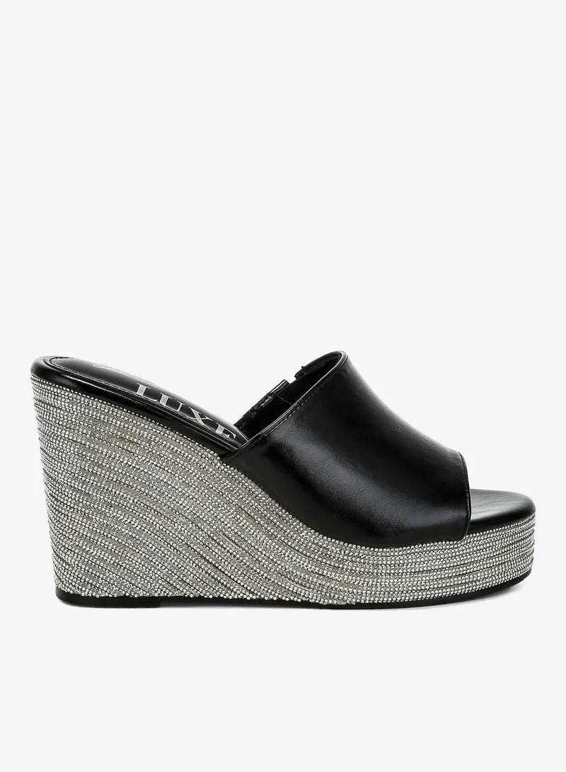 Wedge Heel Peep Toe Sandals in Black