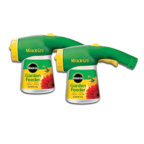 Miracle-Gro Garden Feeder 1 lb. 2-pack - Image 1