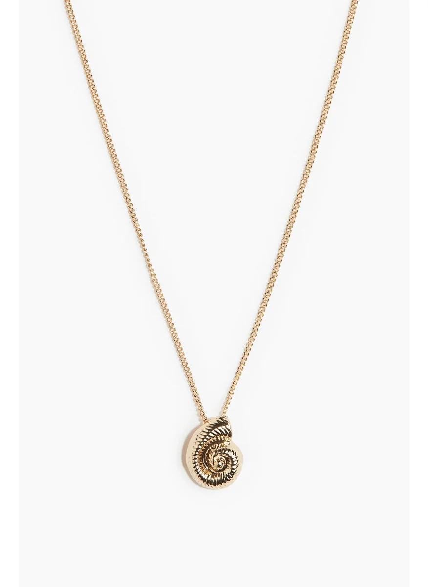 اتش اند ام Seashell-Pendant Necklace