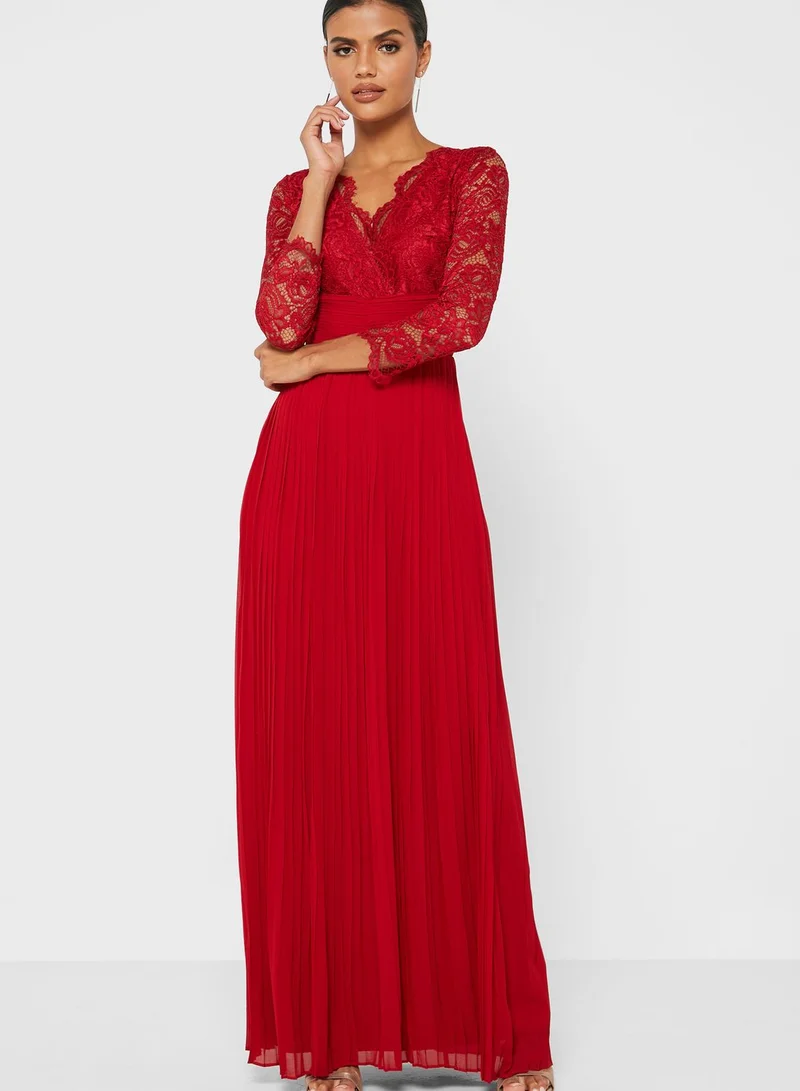 TFNC Lace Detailed V-Neck Maxi Dress