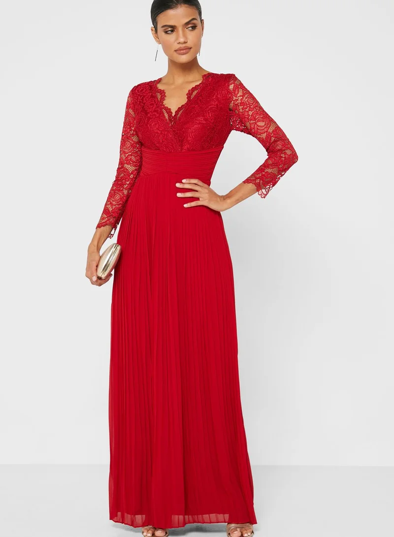 TFNC Lace Detailed V-Neck Maxi Dress