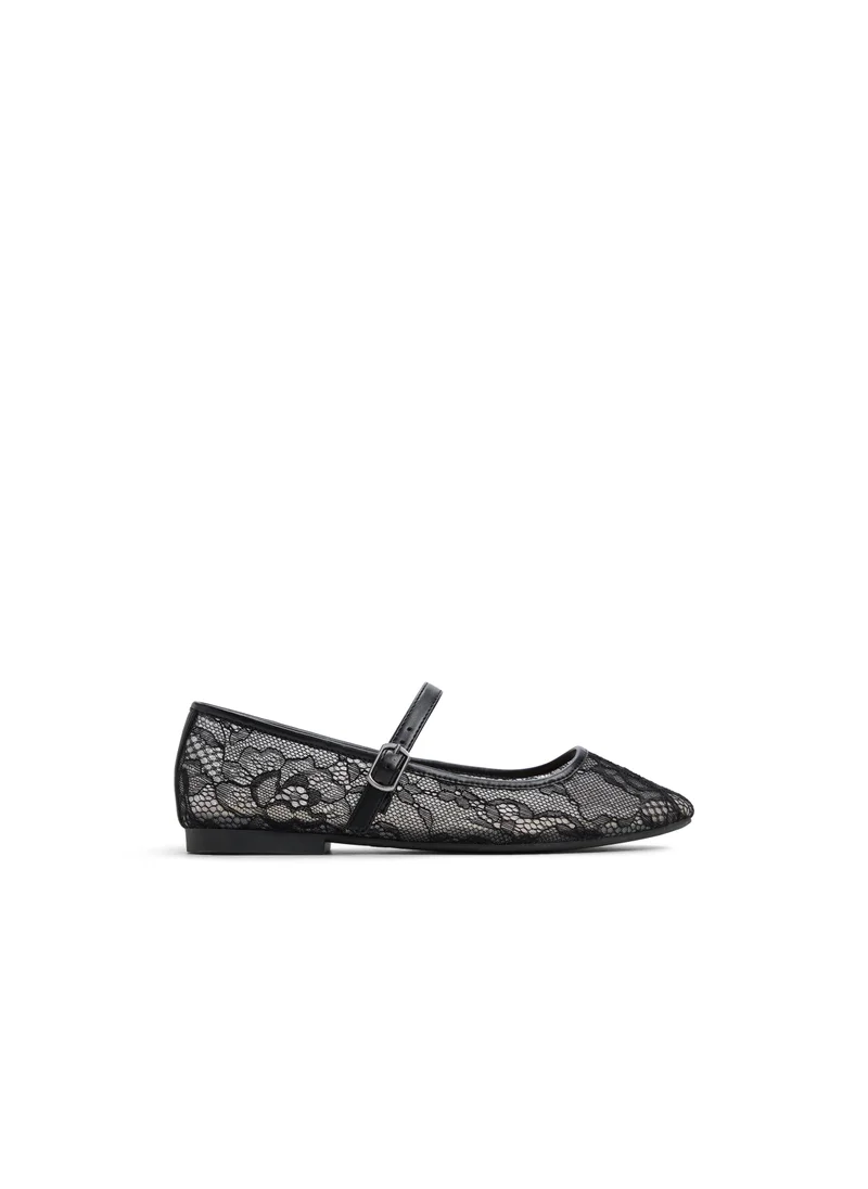 كول ات سبرنج Mary Janes Close Toe Ankle Strap Ballerinas