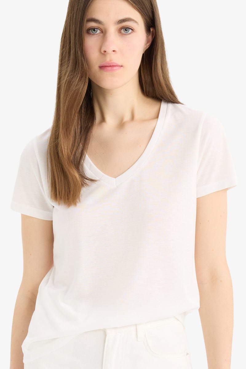 DeFacto Woman Regular Fit V Neck Basic 2 Piece T-Shirt - Image 3
