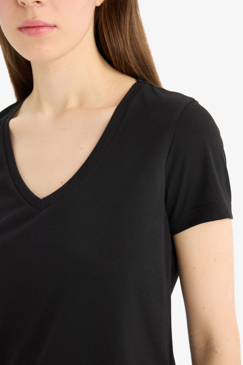 DeFacto Woman Regular Fit V Neck Basic 2 Piece T-Shirt - Image 5