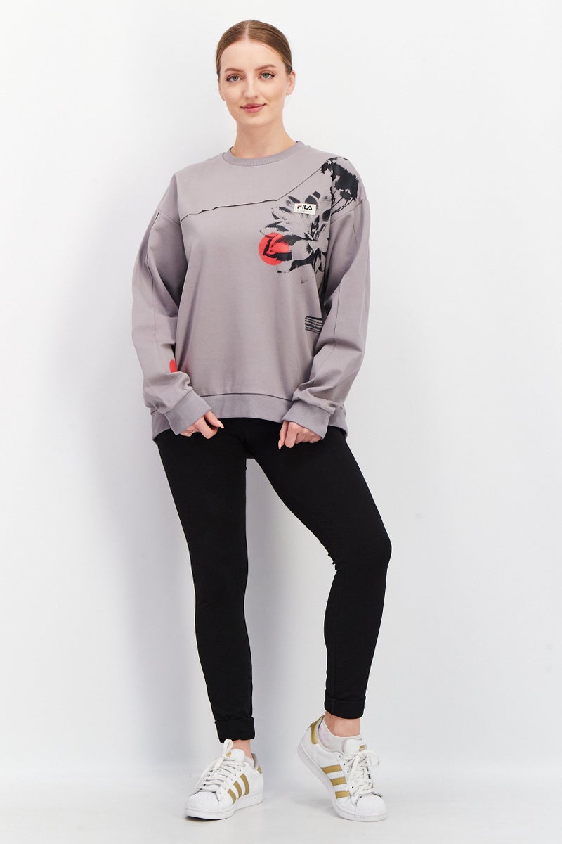 FILA Women Oversized Fit Long Sleeve Tekija Sweatshirt, Gull - Image 4