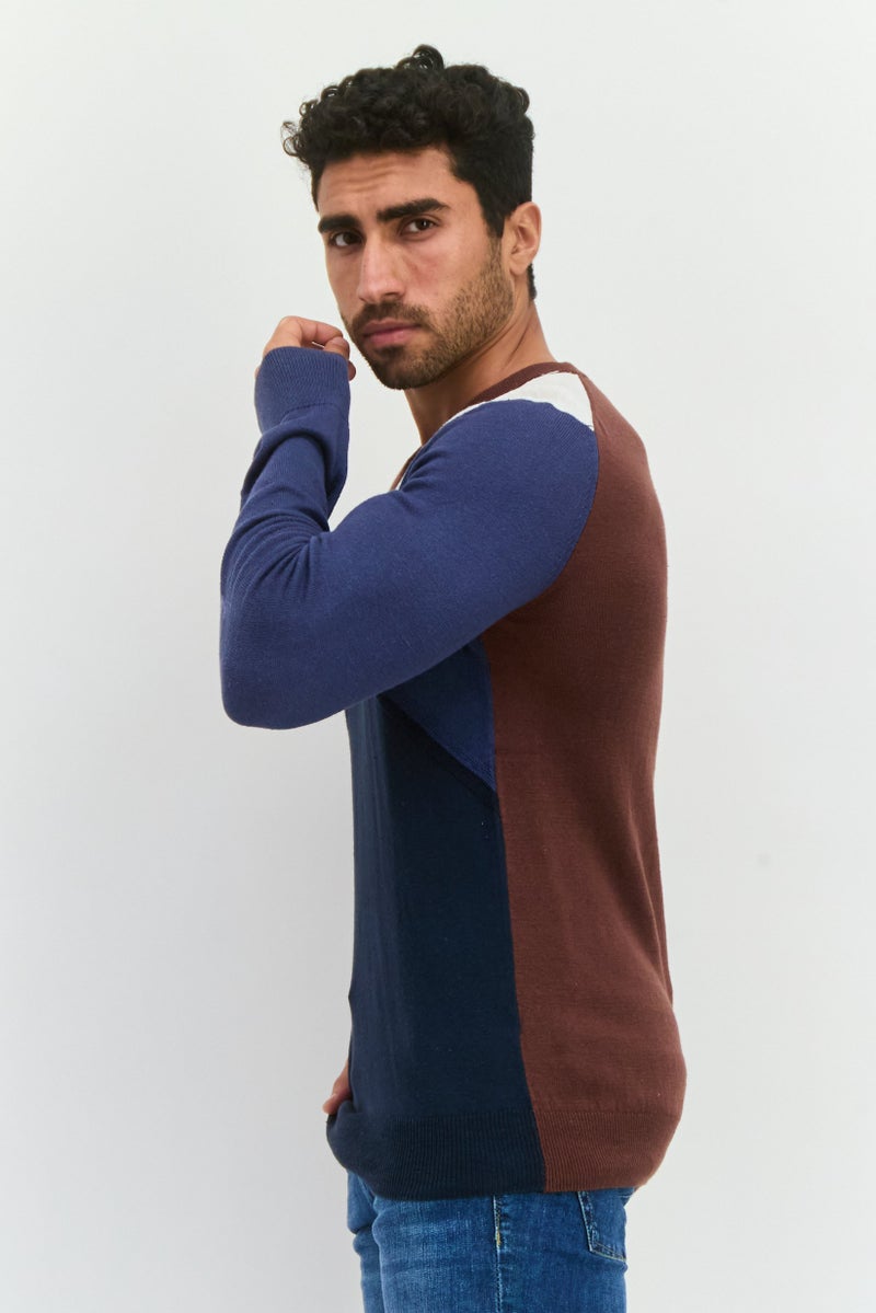 PERRY ELLIS سويت شيرت رجالي بأكمام طويلة على شكل حرف V، ملون، كحلي - Image 2